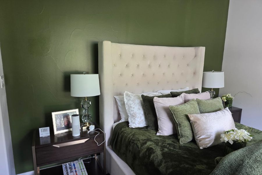 Modern Bedroom Repaint
